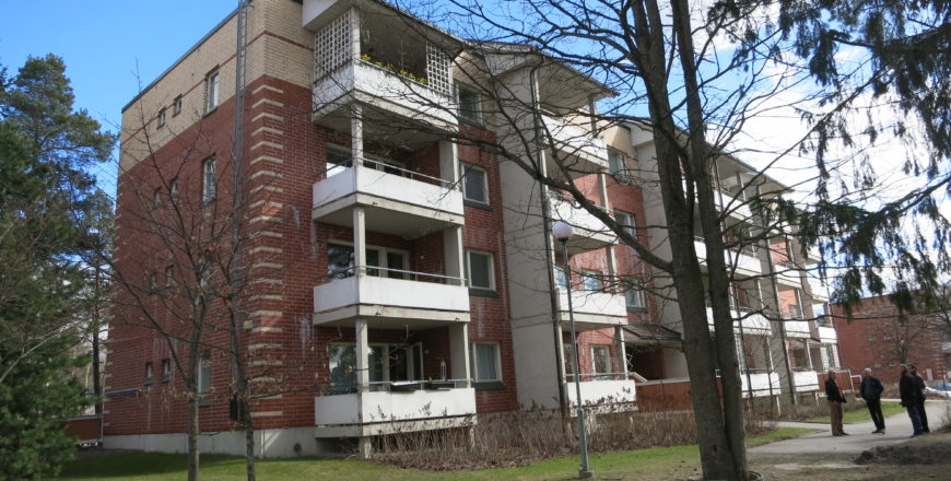 "Ruutikellarintie."