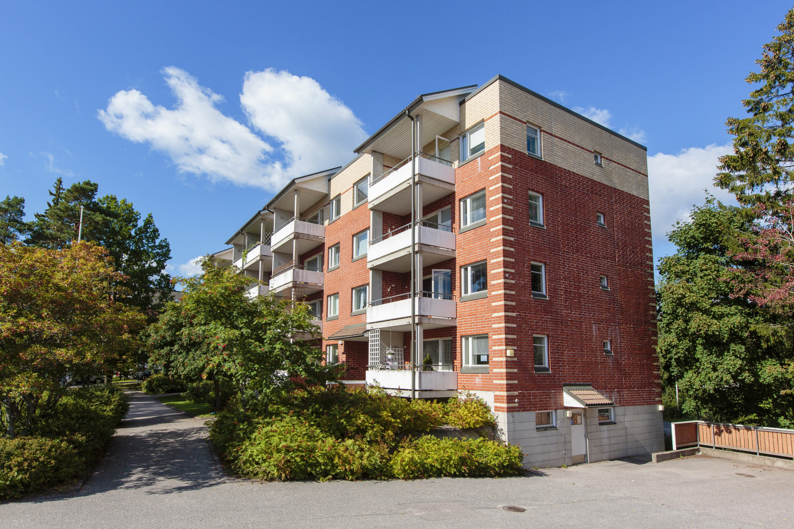 Ruutikellarintei kiinteistö.